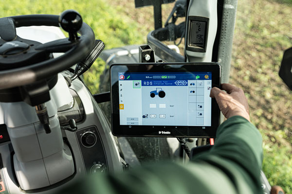 PTx Trimble GFX 1260 Display in cab