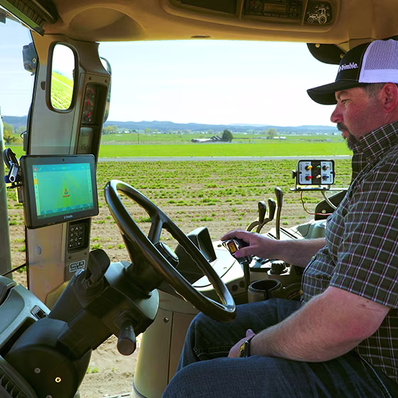 PTx Trimble GFX 1060 In Tractor Cab